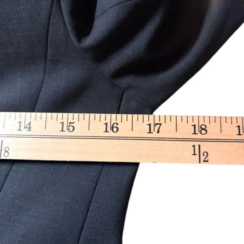 Theory Gabe B Tailor Stretch Wool Blazer Size 2 Dark Gray Single Button EUC